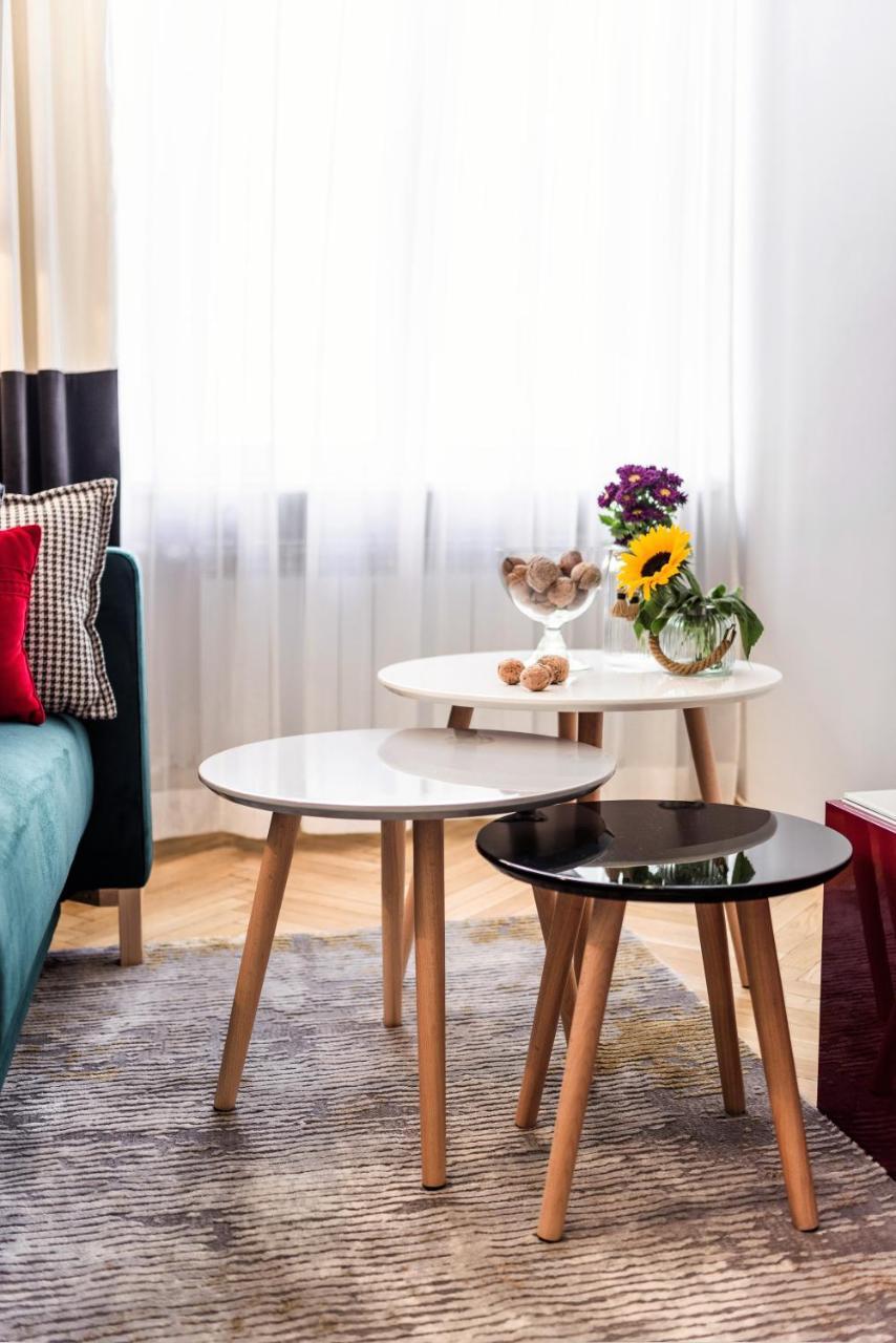 Apartament Chmielna 5 Apartment วอร์ซอ ภายนอก รูปภาพ